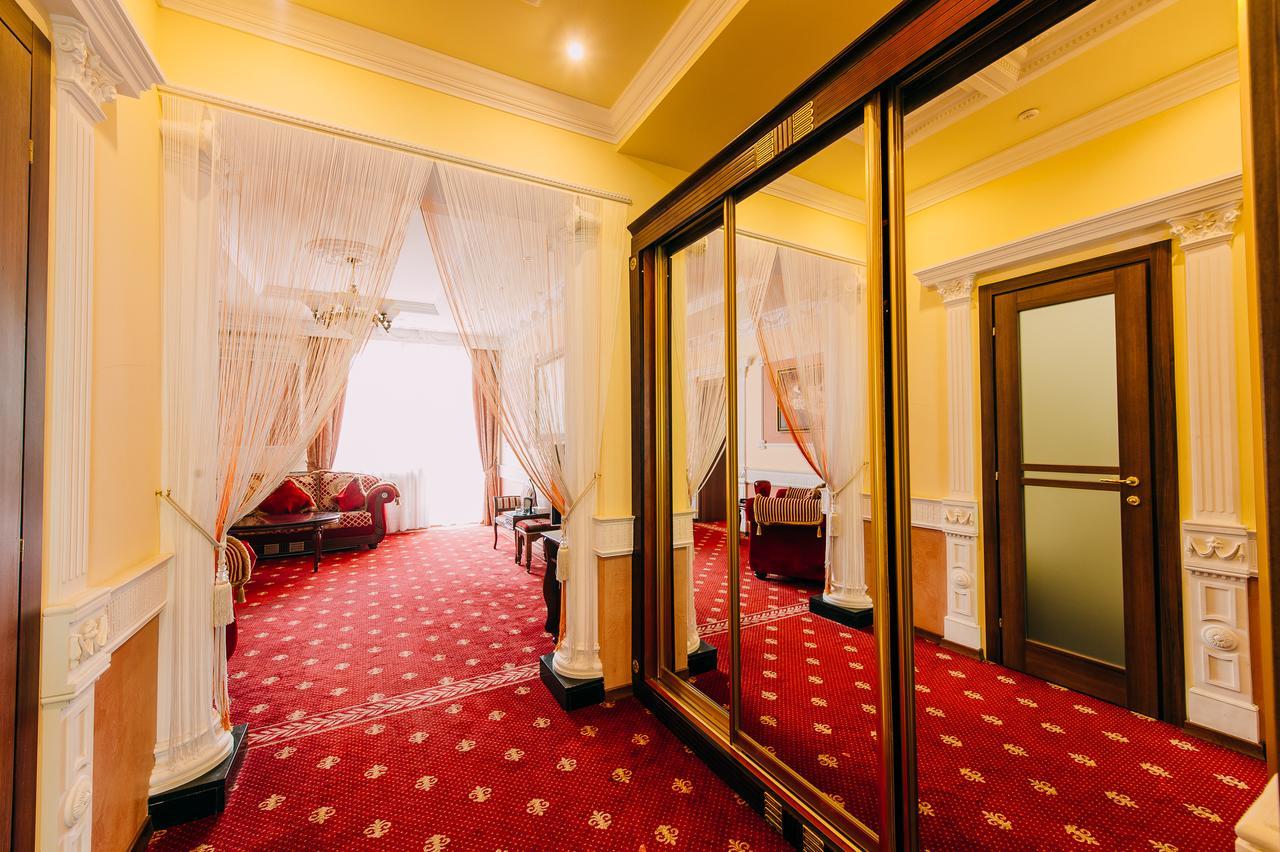 חארקיב Urartu Hotel מראה חיצוני תמונה