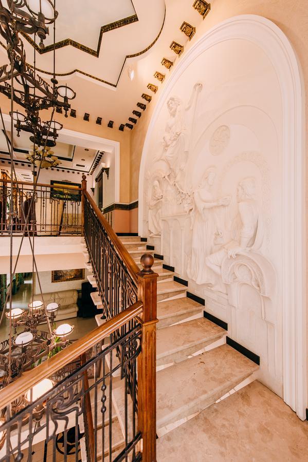חארקיב Urartu Hotel מראה חיצוני תמונה